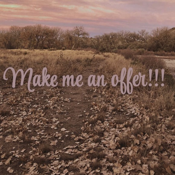 Altra Coral Running Shoes with Black Accents - Picture 13 of 14